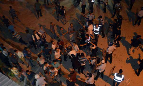 Bursa’da Terörü Protesto Eden Grup HDP’liler Kavga Etti